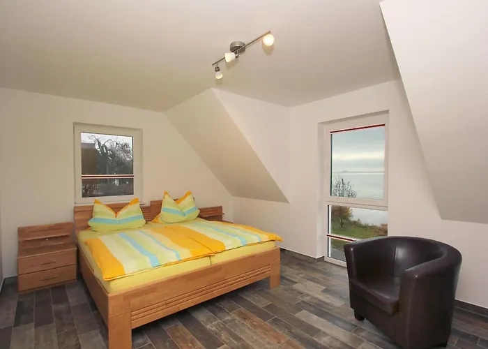 F-1037 Neuendorf Haus Terrasse, Gartennutzung, Meerblick Casa vacanze Lauterbach (Rugen)